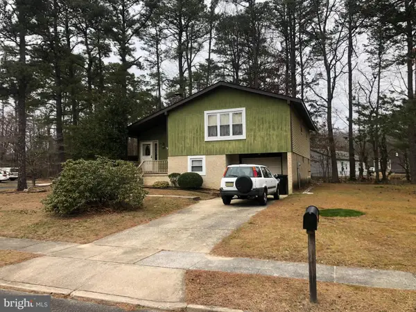 10 Cedar Hill Dr, SICKLERVILLE, NJ 08081