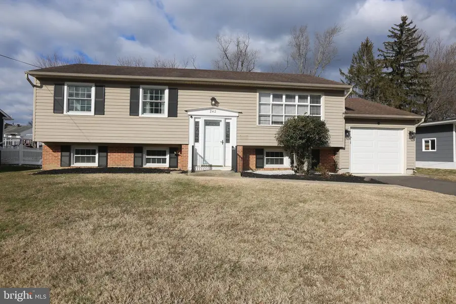 242 Tilford Rd, Somerdale, NJ 08083 - Image #2