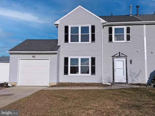 79 Scenic View Dr, SICKLERVILLE, NJ 08081