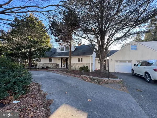 1550 Chewsland-, BLACKWOOD, NJ 08012