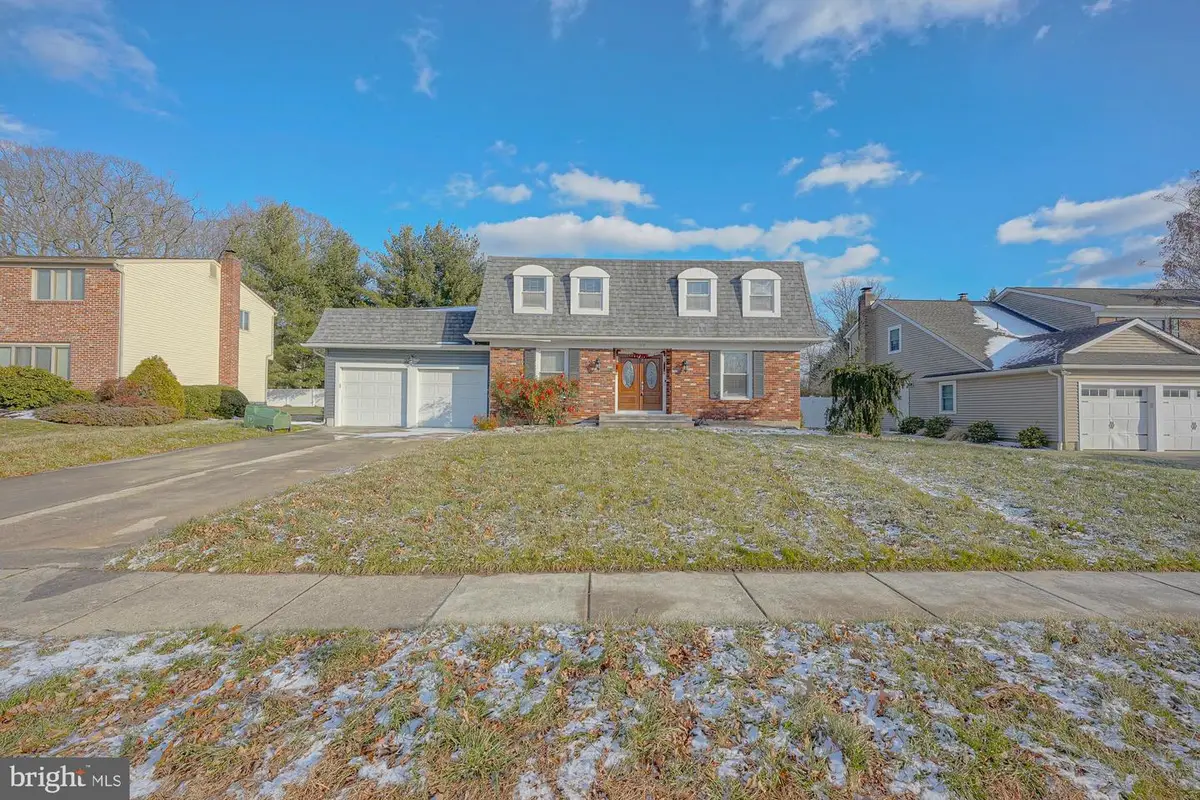 1542 Chalet Dr, Cherry Hill, NJ 08003 - Image #1