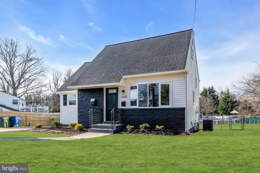 1605 N Bowling Green Dr, Cherry Hill, NJ 08003 - Image #3