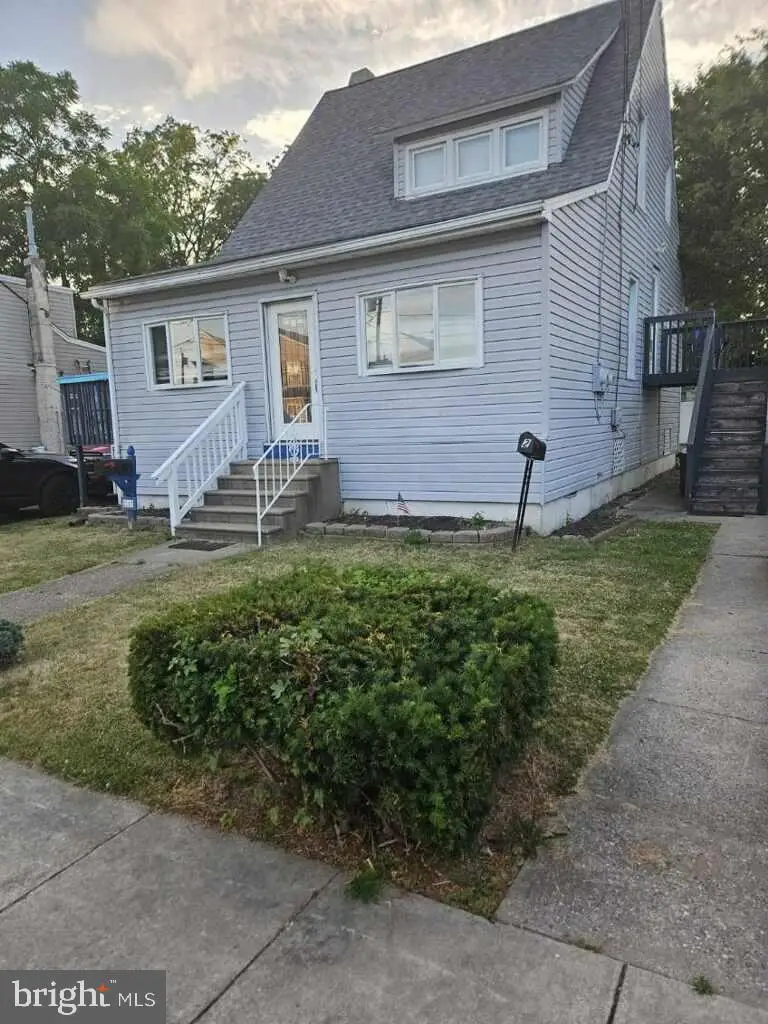 11 W Cedar Ave, Oaklyn, NJ 08107 - Image #2