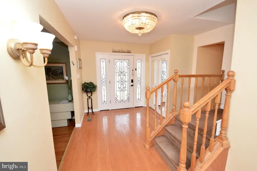 200 Charlann Cir, Cherry Hill, NJ 08003 - Image #2