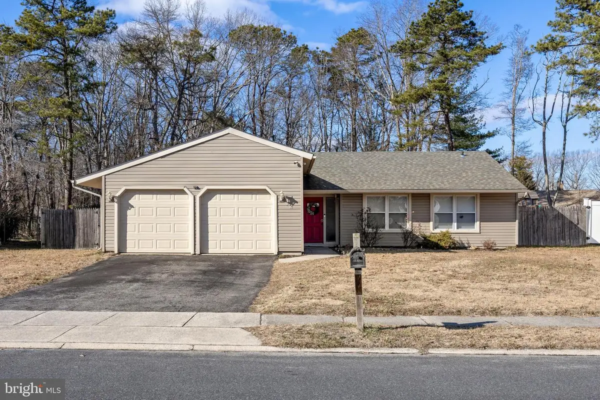 42 Eastmont Ln, Sicklerville, NJ 08081 - Image #1