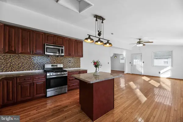 623 Kenilworth Ave, CHERRY HILL, NJ 08002