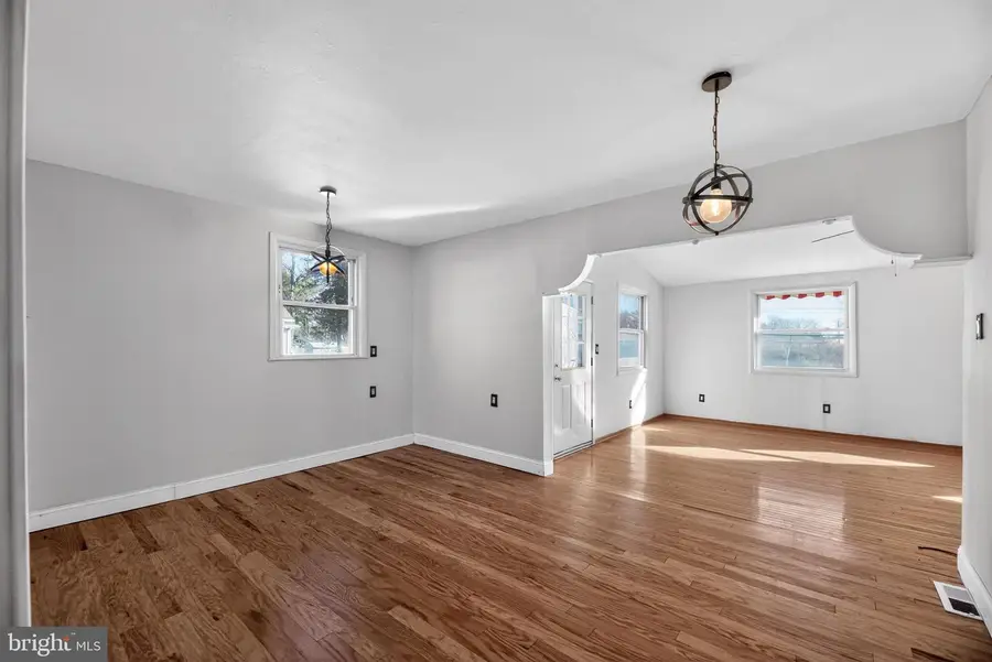 623 Kenilworth Ave, Cherry Hill, NJ 08002 - Image #3