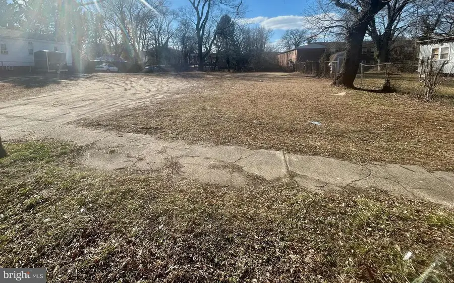 398 N Pierce Ave, Camden, NJ 08105 - Image #3