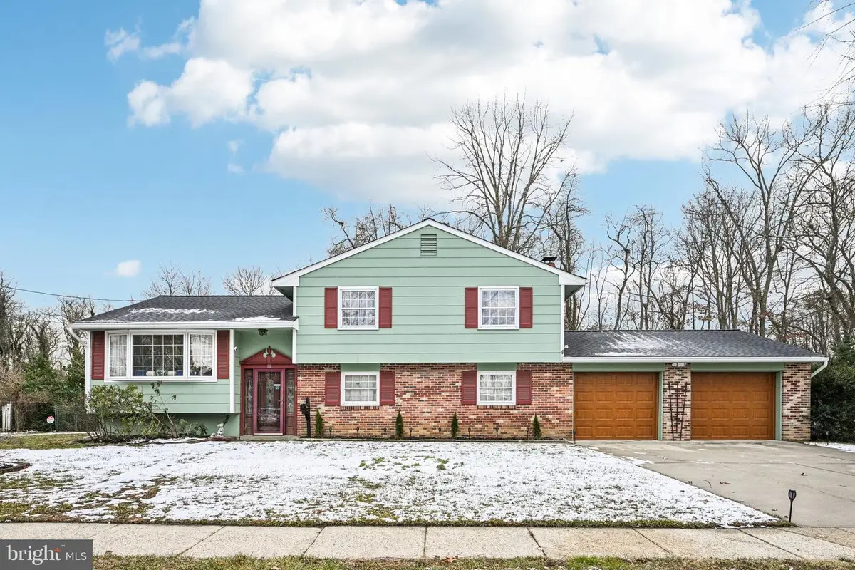 10 Dartmouth Dr, Atco, NJ 08004 - Image #1