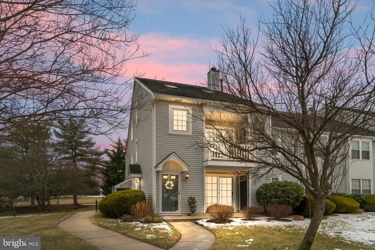 1302 Aberdeen Ln, Blackwood, NJ 08012 - Image #1