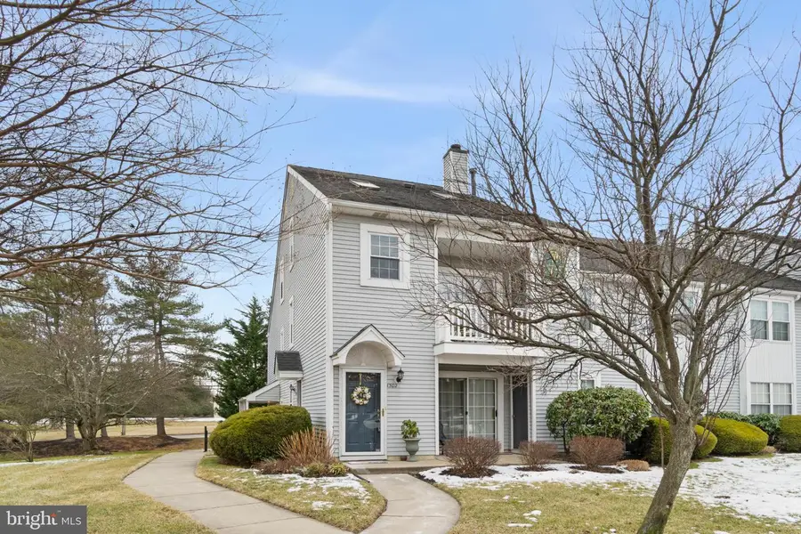 1302 Aberdeen Ln, Blackwood, NJ 08012 - Image #2