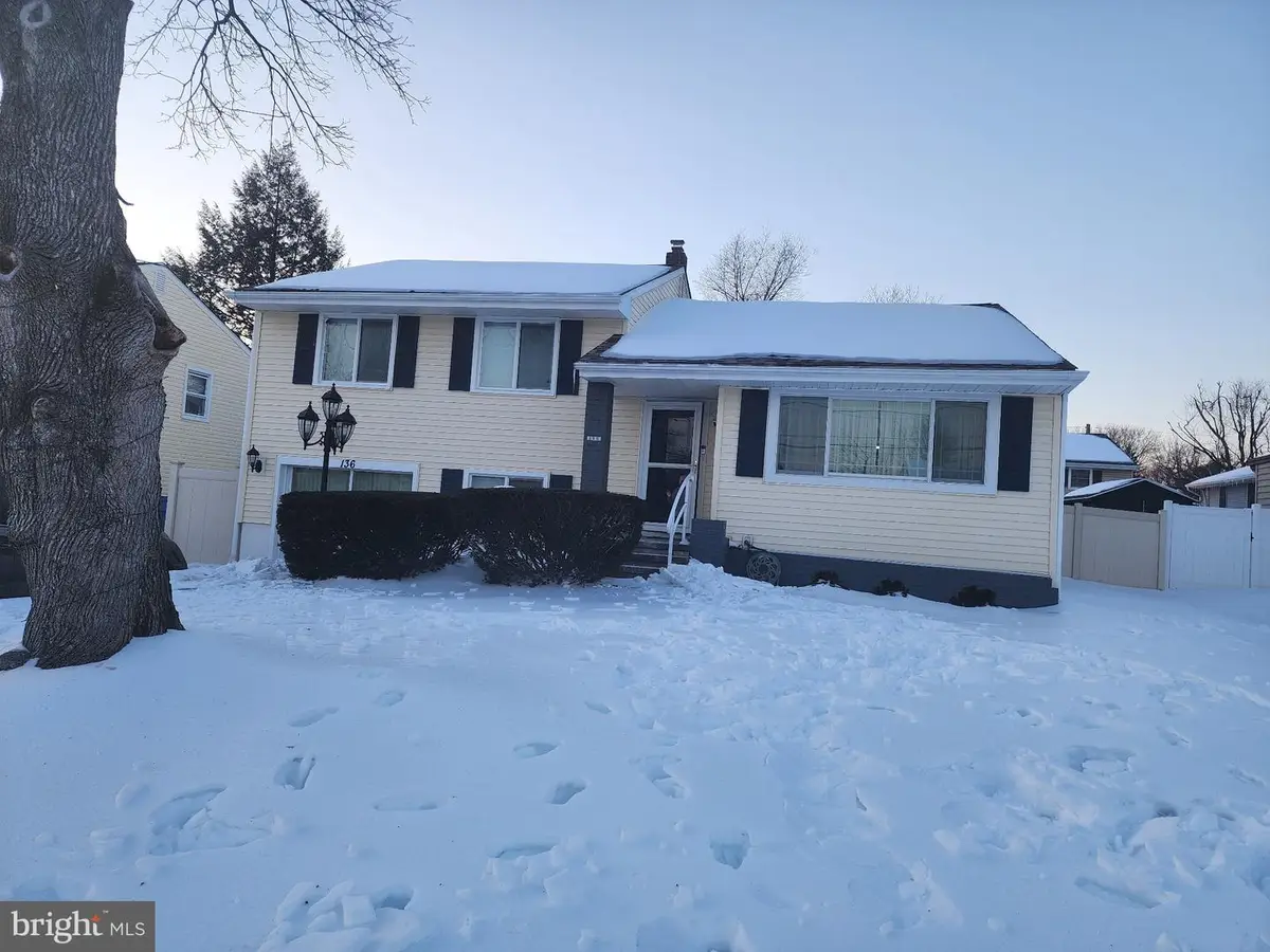 136 Valley Run Dr, Cherry Hill, NJ 08002 - #1