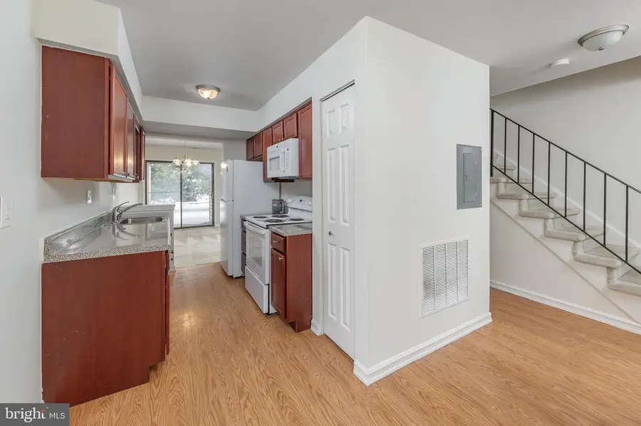 307 Meadowview, Lindenwold, NJ 08021 - #3