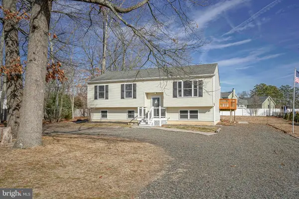 402 Holly Dr, ATCO, NJ 08004