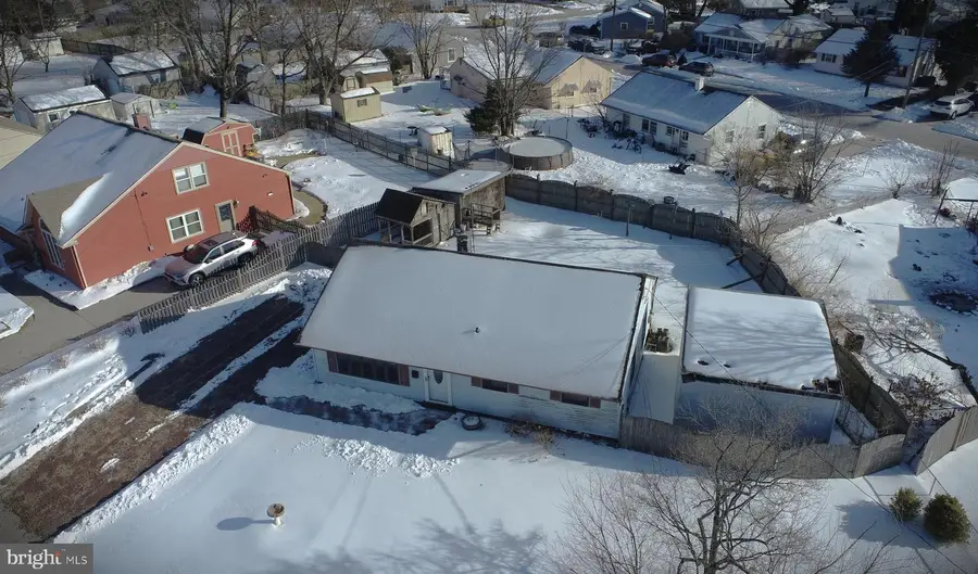 6 Holly Dr, West Berlin, NJ 08091 - #3