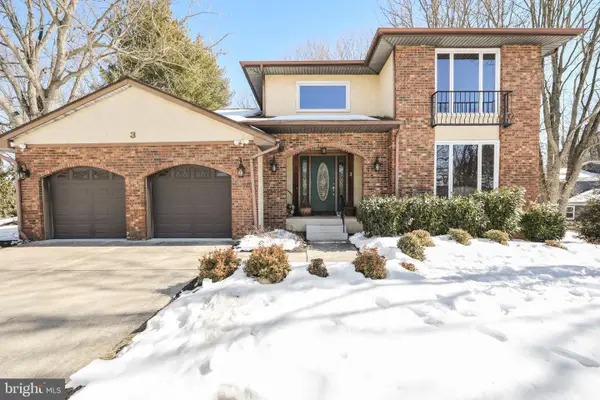 3 Acorn Hill Holw, VOORHEES, NJ 08043