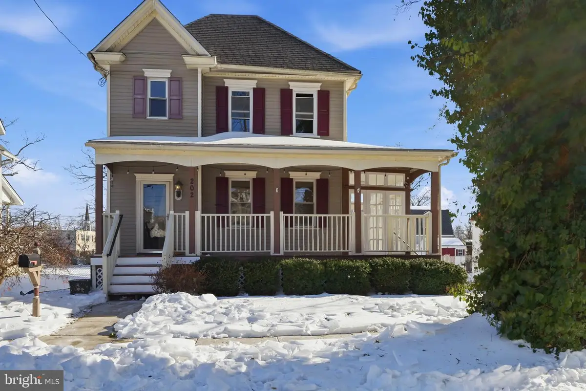 202 Reading Ave, Barrington, NJ 08007 - #1