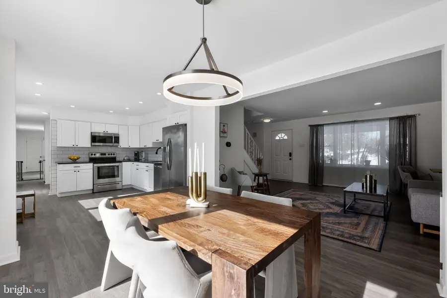 1721 Country Club Dr, Cherry Hill, NJ 08003 - #3