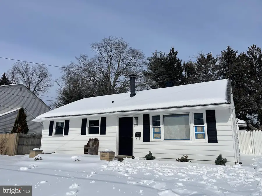 4 Walnut Cir N, West Berlin, NJ 08091 - #2