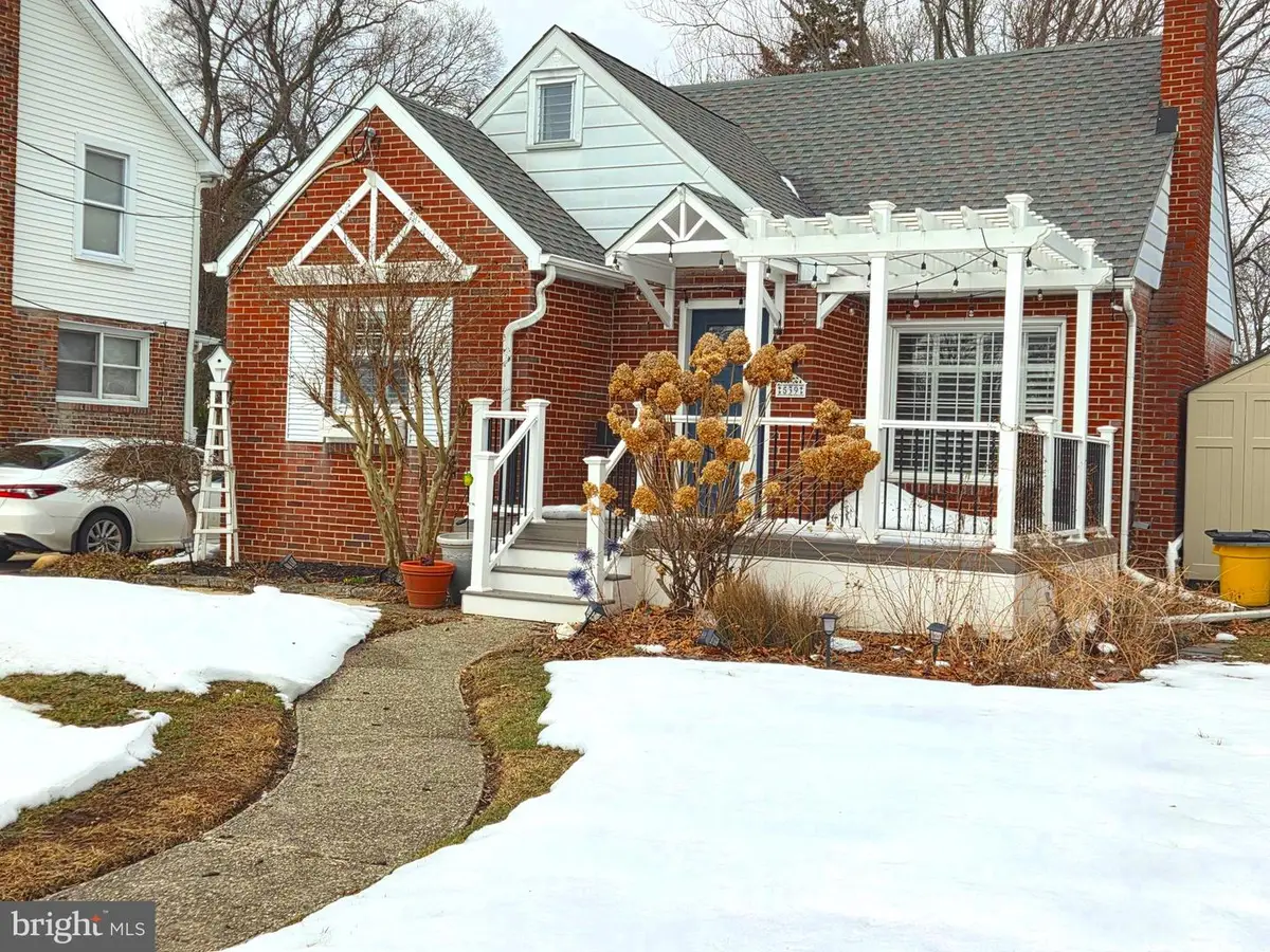 539 W Kings Hwy W, Audubon, NJ 08106 - #1