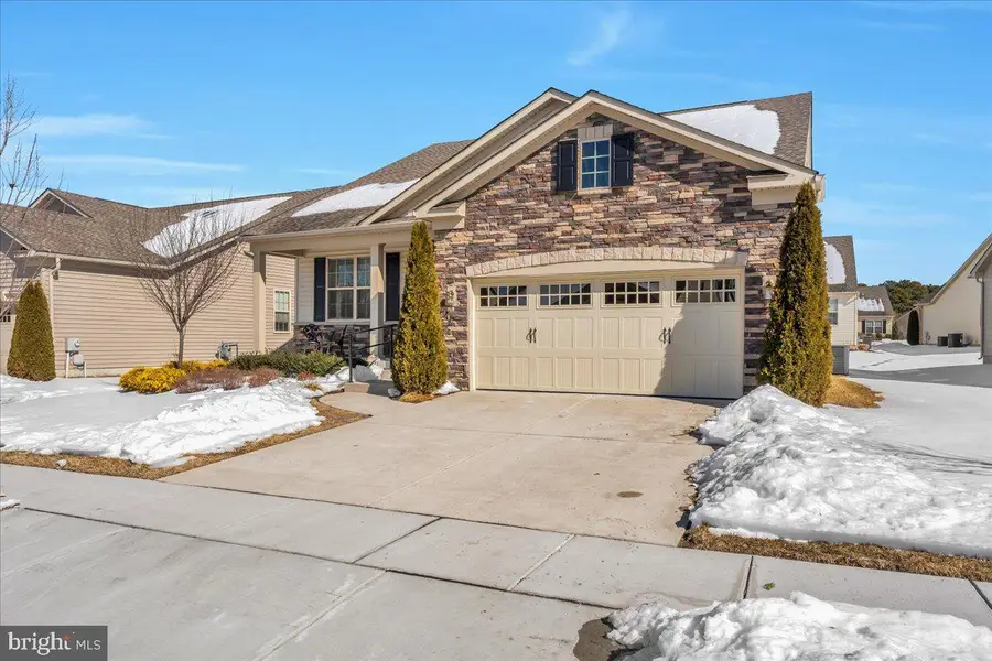 27 Ravenna Dr, West Berlin, NJ 08091 - #2