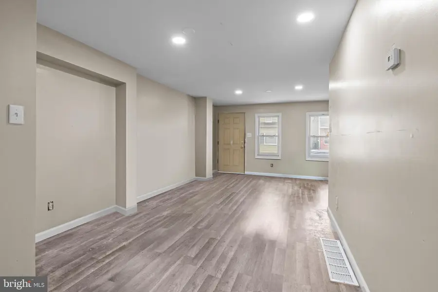 327 Mercer St, Gloucester City, NJ 08030 - #2