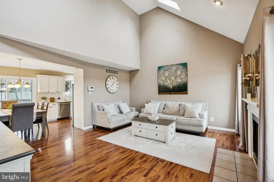 459 6th Ave, Lindenwold, NJ 08021 - #2