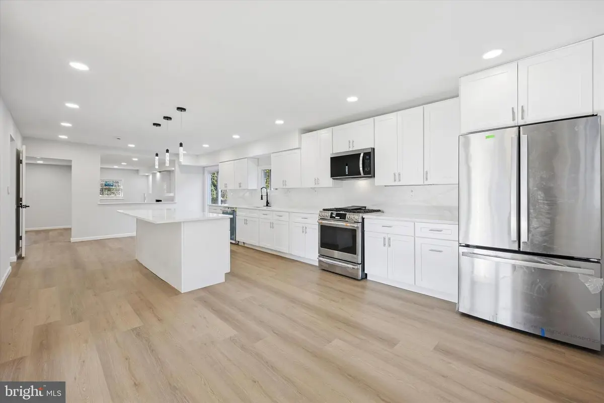 5 S Syracuse Dr, Cherry Hill, NJ 08034 - #1