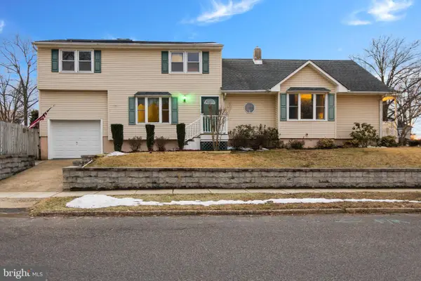 400 Reading Ave, BARRINGTON, NJ 08007