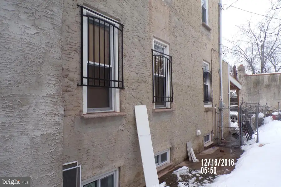 806 Princeton Ave, Camden, NJ 08103 - #2