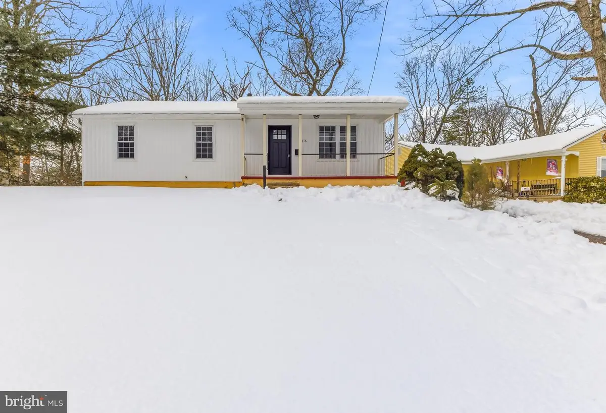 16 E Woodburn Ave, Pine Hill, NJ 08021 - #1