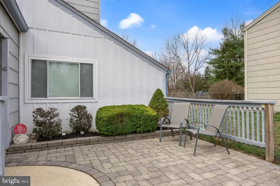 10 Glenwood Dr, Lindenwold, NJ 08021 - #3