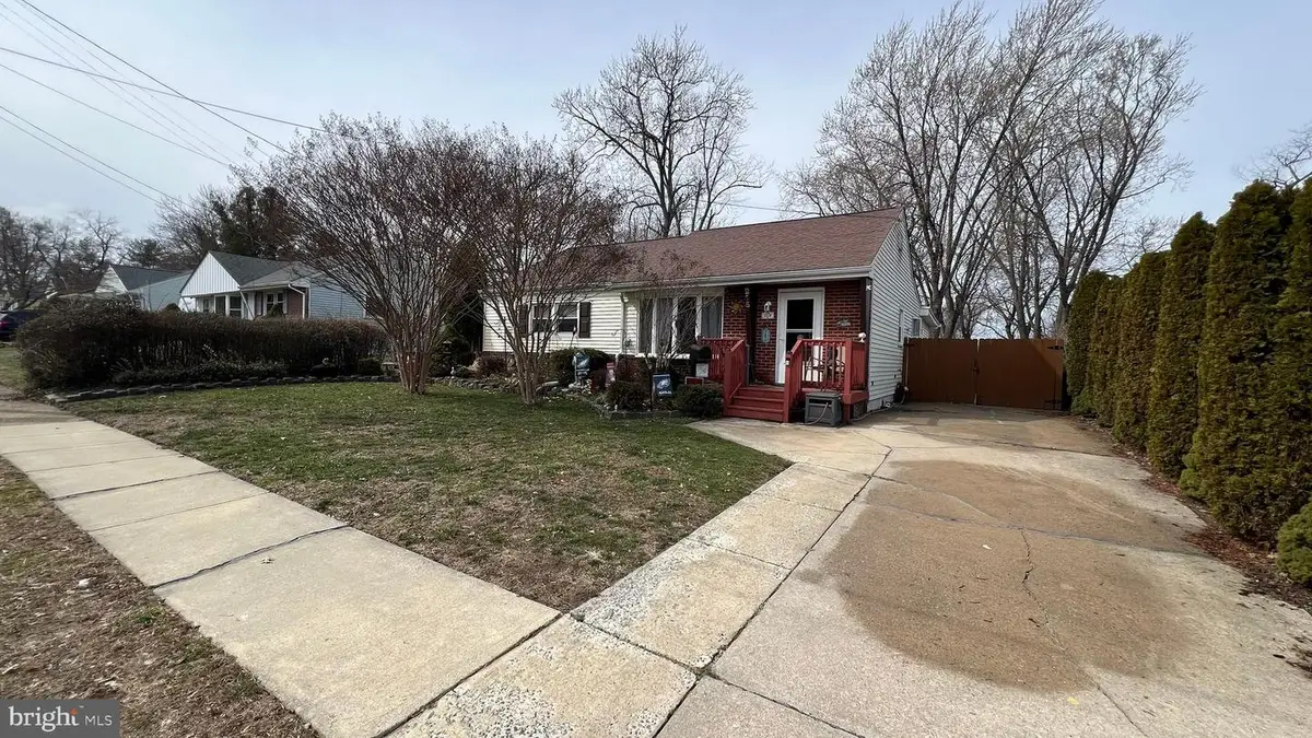 215 Cornell Ave, Stratford, NJ 08084 - #1