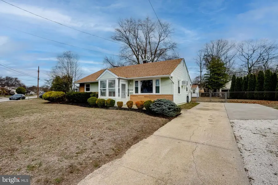 32 S Rose Ln, West Berlin, NJ 08091 - #2