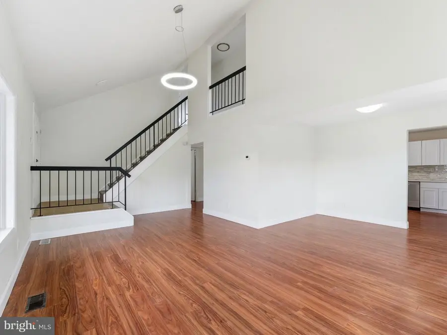 47 Pinewood Ln, Sicklerville, NJ 08081 - #3