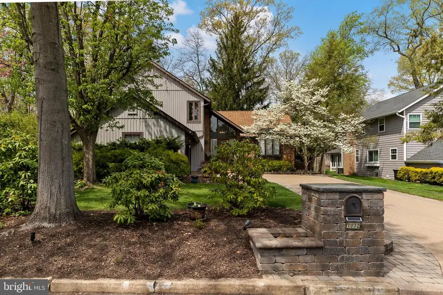 1032 Red Oak Dr, Cherry Hill, NJ 08003 - #2