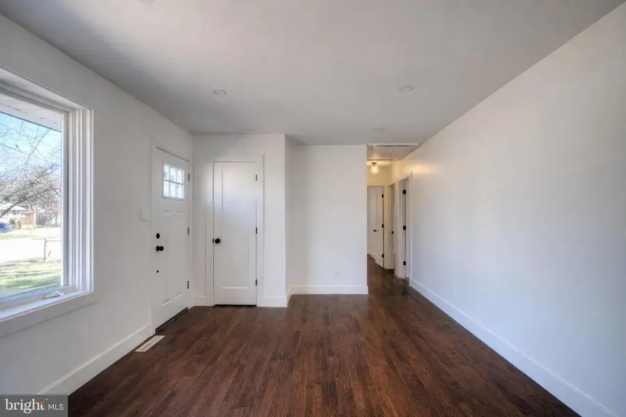 25 Valley Dr, Pine Hill, NJ 08021 - #3