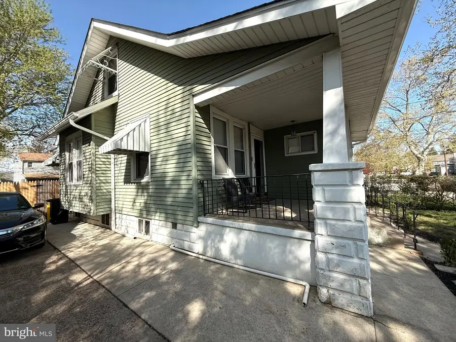 1731 W River Dr, Pennsauken, NJ 08110 - #3