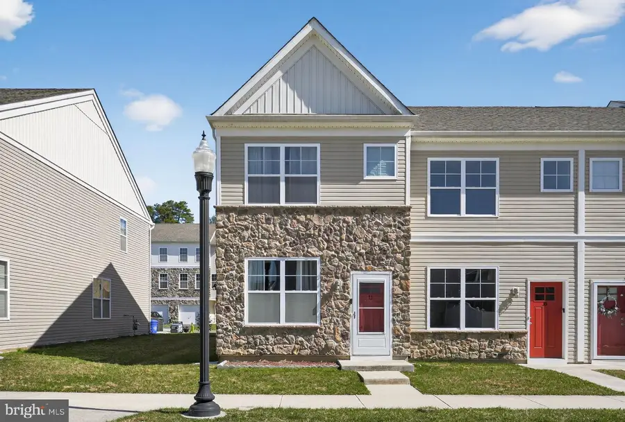 33 Rowand Way E, Clementon, NJ 08021 - #2