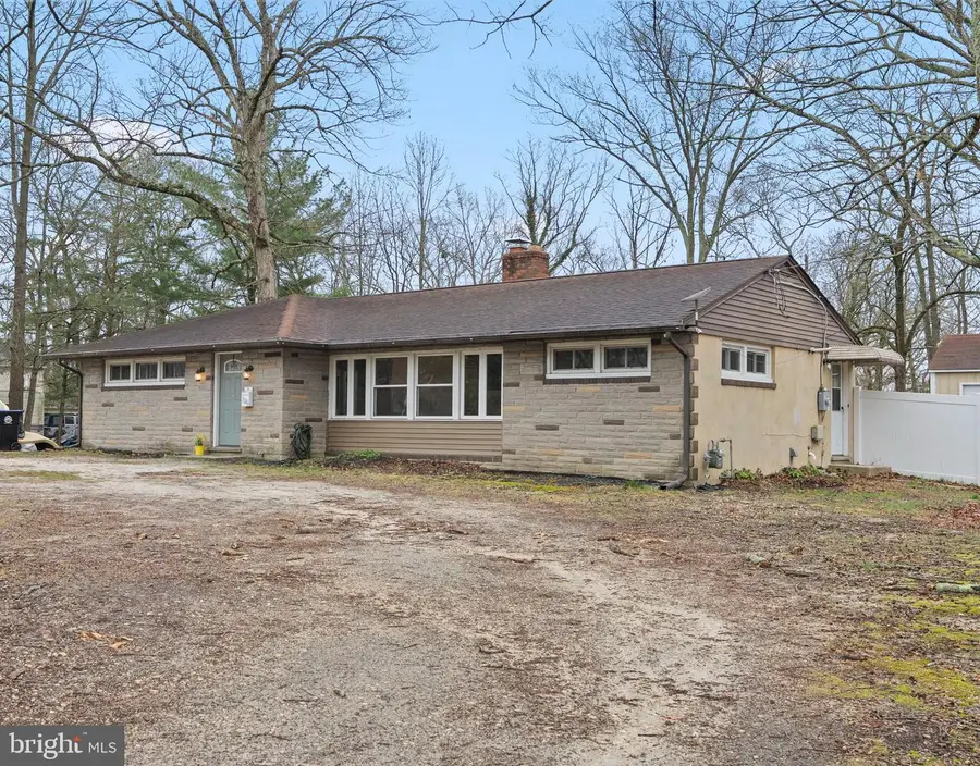 2246 Auburn Ave, Atco, NJ 08004 - #2