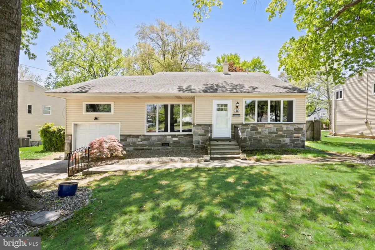 330 Cranford Rd, Cherry Hill, NJ 08003 - #1