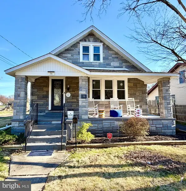 36 Cressmont Ave, BLACKWOOD, NJ 08012