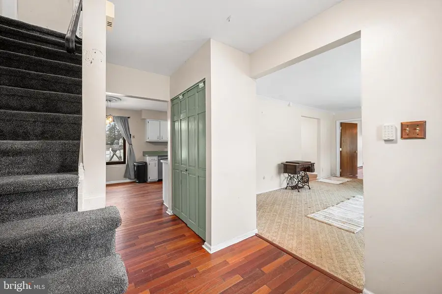 6 Tiffany Pl, Sicklerville, NJ 08081 - #3