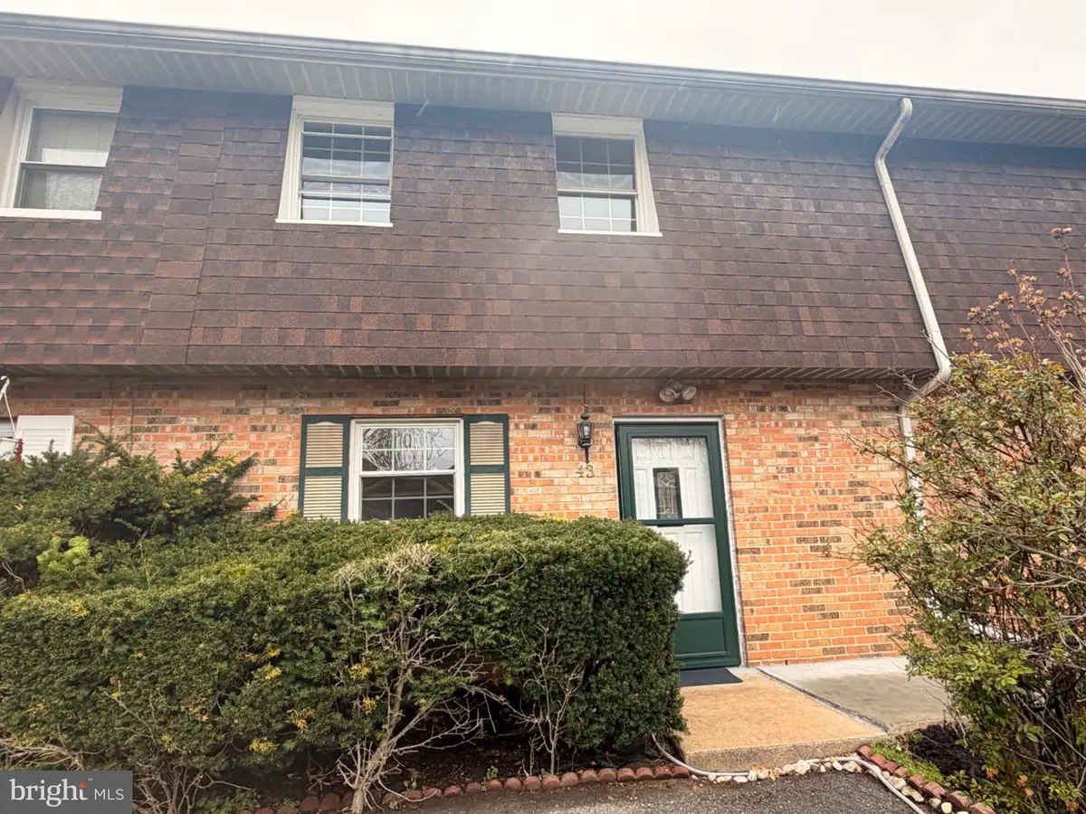 43 La Cascata, Clementon, NJ 08021 - #1