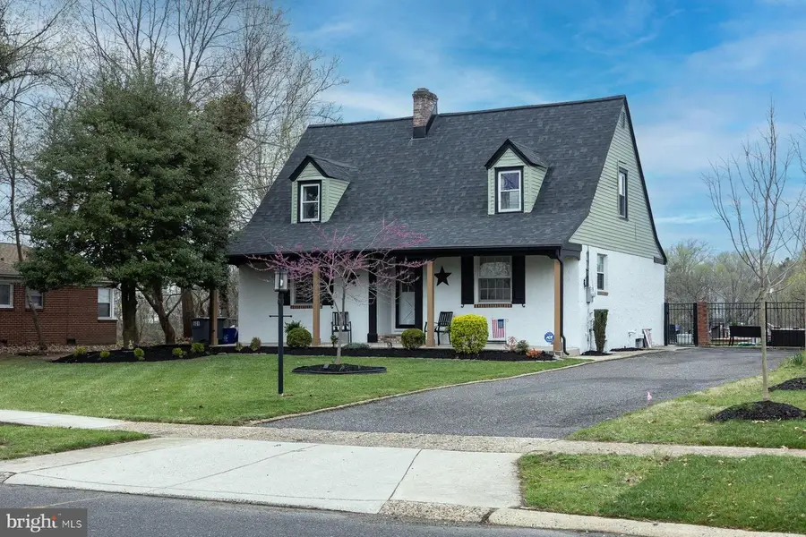 15 Kendall Blvd, Oaklyn, NJ 08107 - #2