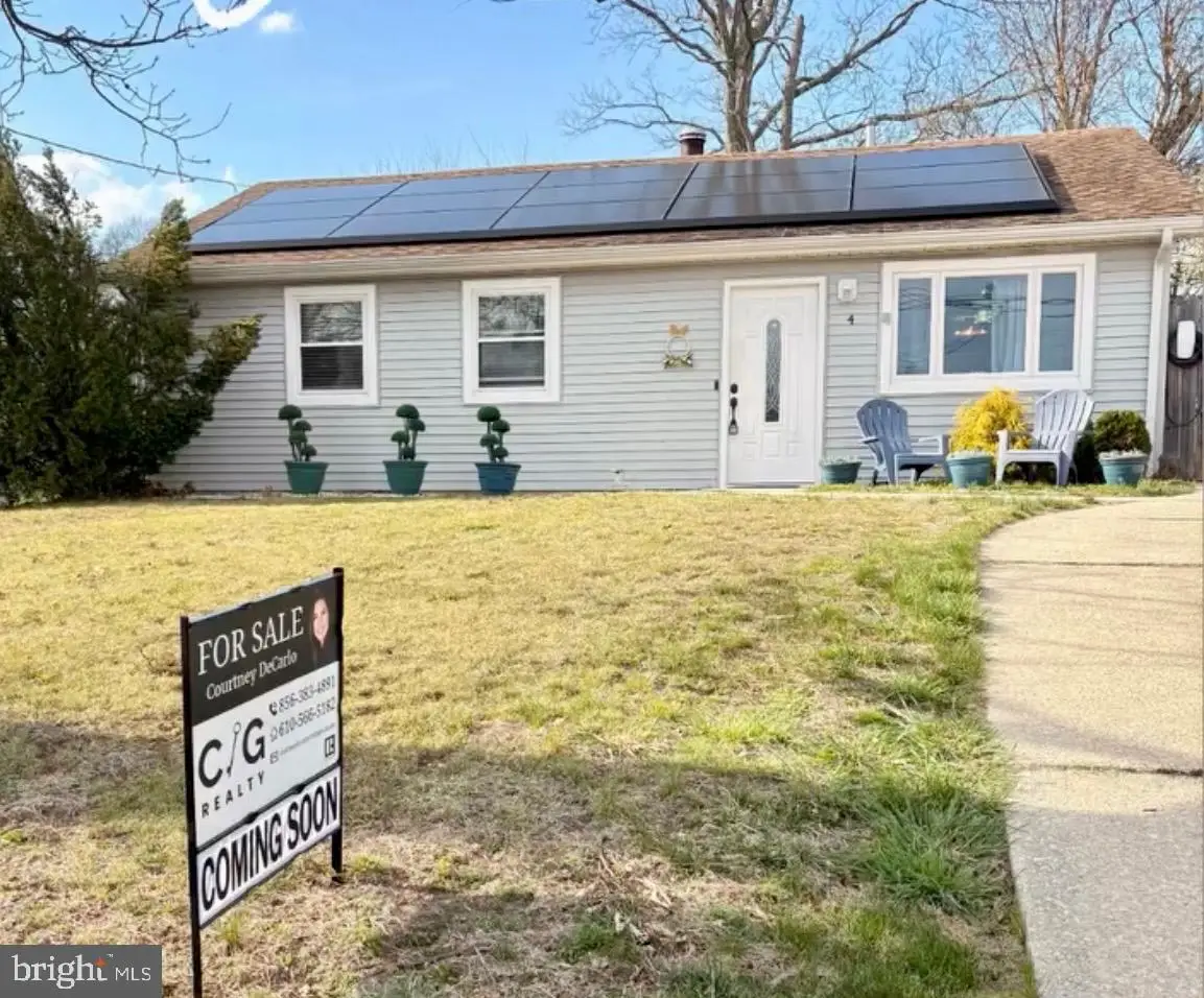 4 Lincoln Ave, Sicklerville, NJ 08081 - #1