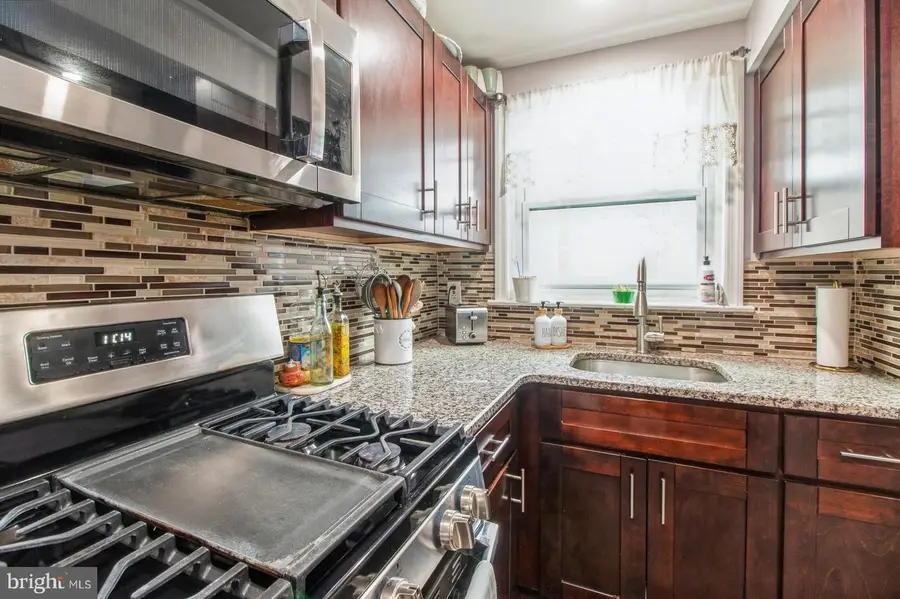 608 Raritan St, Camden, NJ 08105 - #2