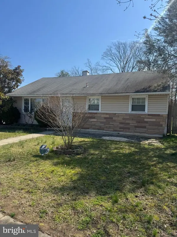 3 Fern Cir, WEST BERLIN, NJ 08091