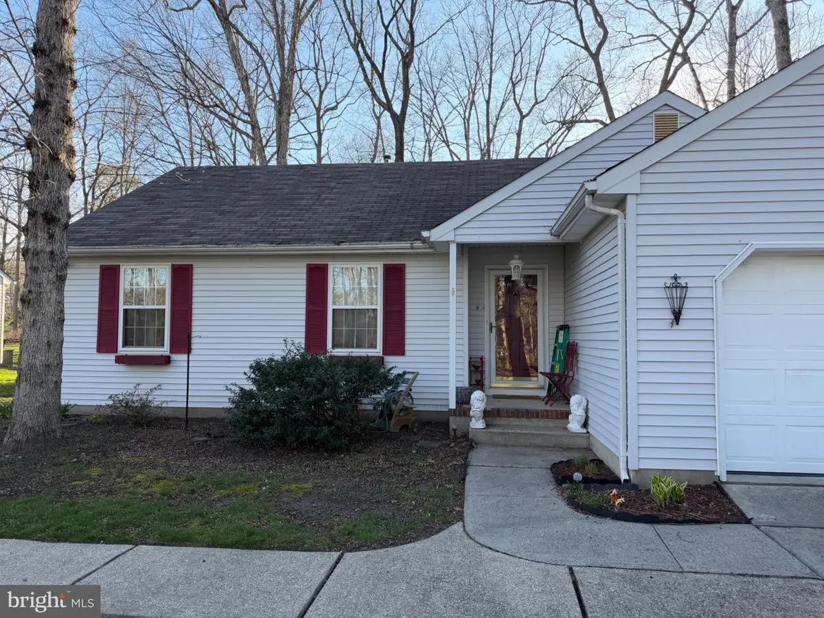 9 Spruce Ave, Hammonton, NJ 08037 - #1