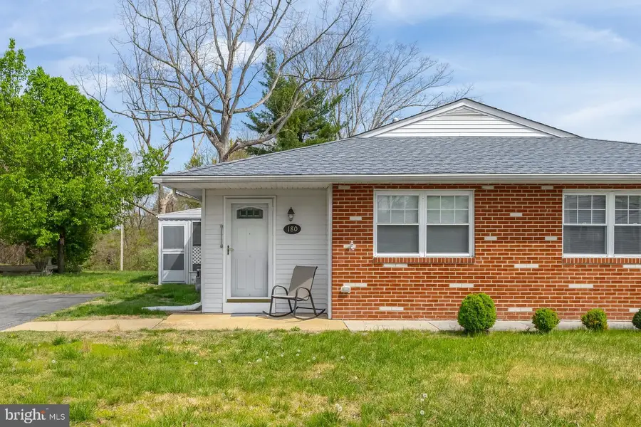 180 Elmtowne Blvd, Hammonton, NJ 08037 - #2